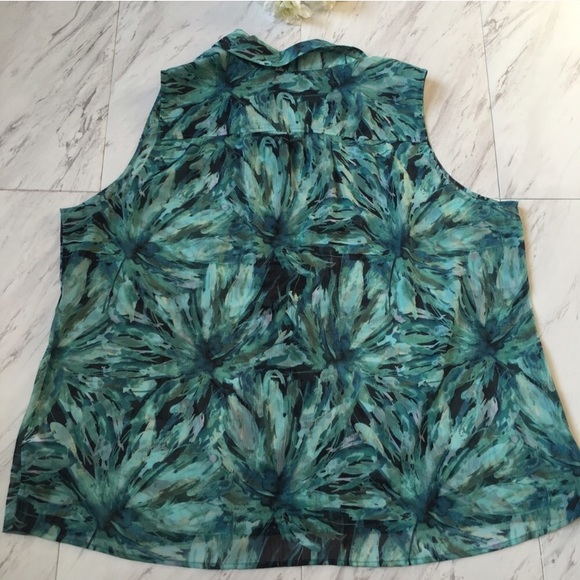 MOTTO | Green Floral Button Up Collared Shirt - Picture 7 of 7